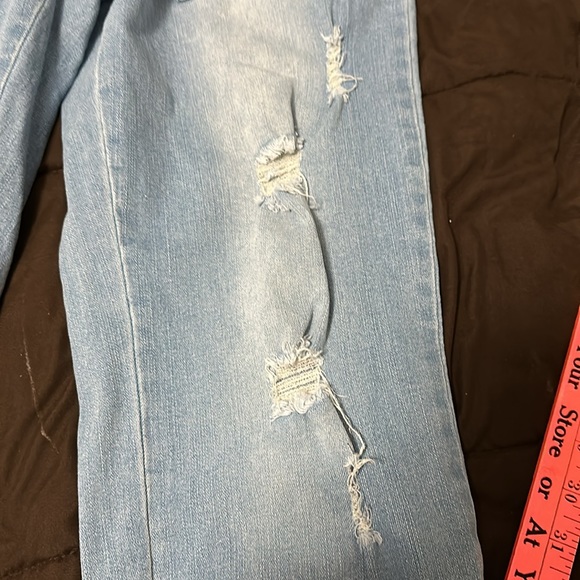 Jeans - Picture 7 of 9